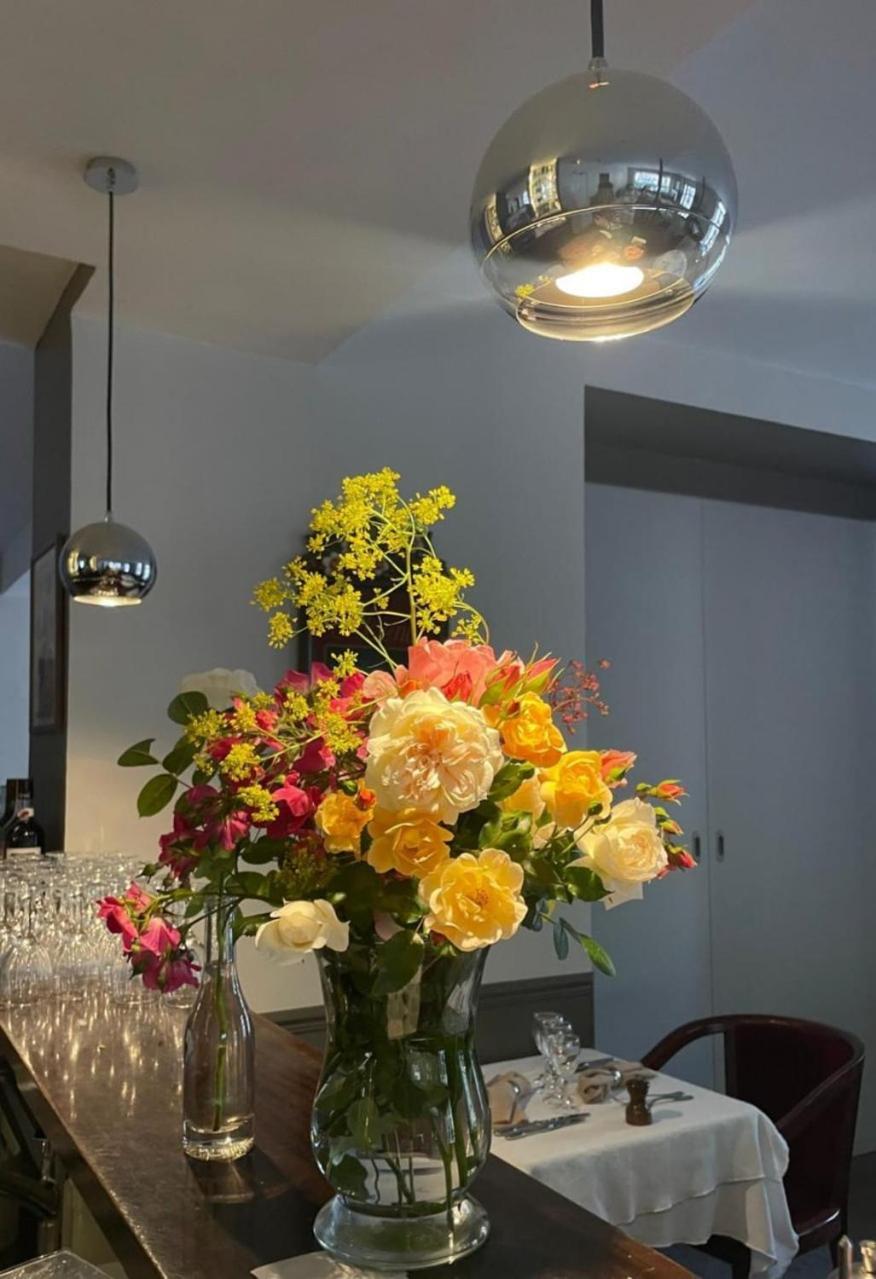 Hotel Paris Vesinet- Logis Hotel Restaurant Le Vesinet Luaran gambar